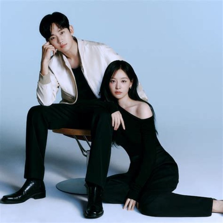 Love In The Spotlight: Kim Ji Won And Kim Soo Hyun Relationship Confirmed