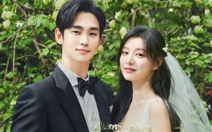 Unveiling The Life Of Kim Soo Hyun: A Glimpse Into His Parents
